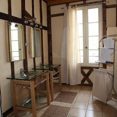 Cafe De France Bed and Breakfast Eauze Buitenkant foto