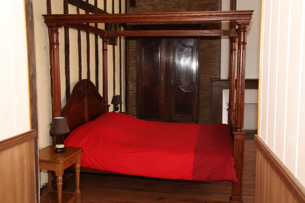 Cafe De France Bed and Breakfast Eauze Kamer foto
